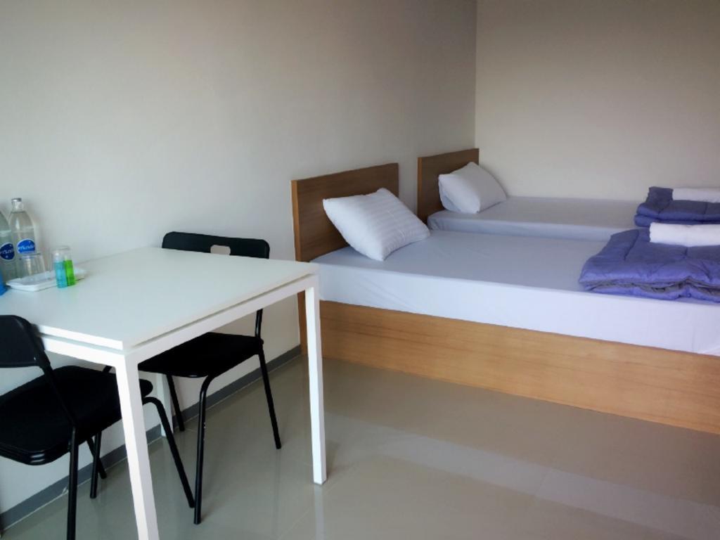 Promsook Apartment Chonburi Ruang foto