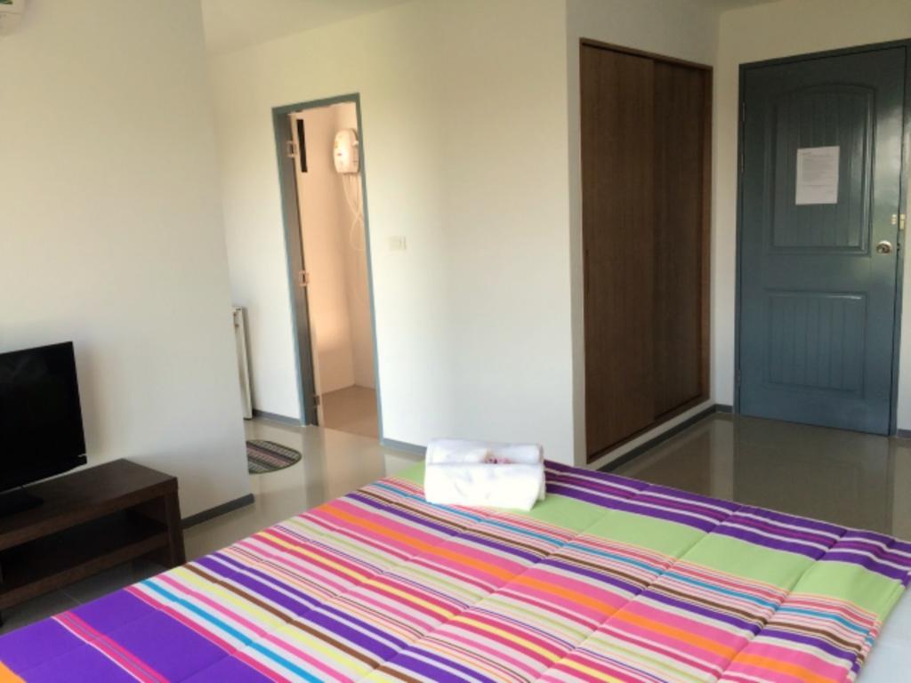 Promsook Apartment Chonburi Ruang foto