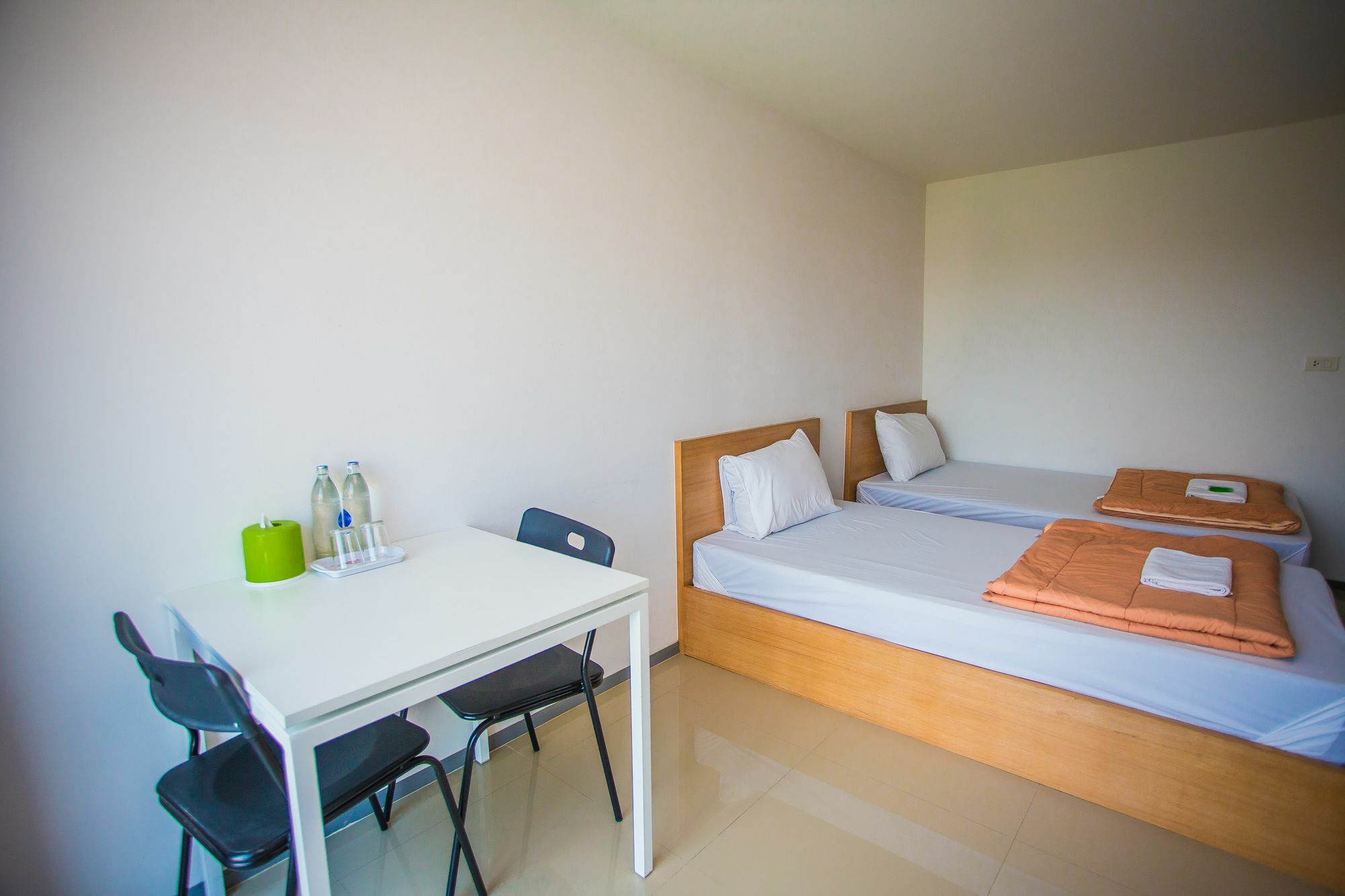 Promsook Apartment Chonburi Bagian luar foto