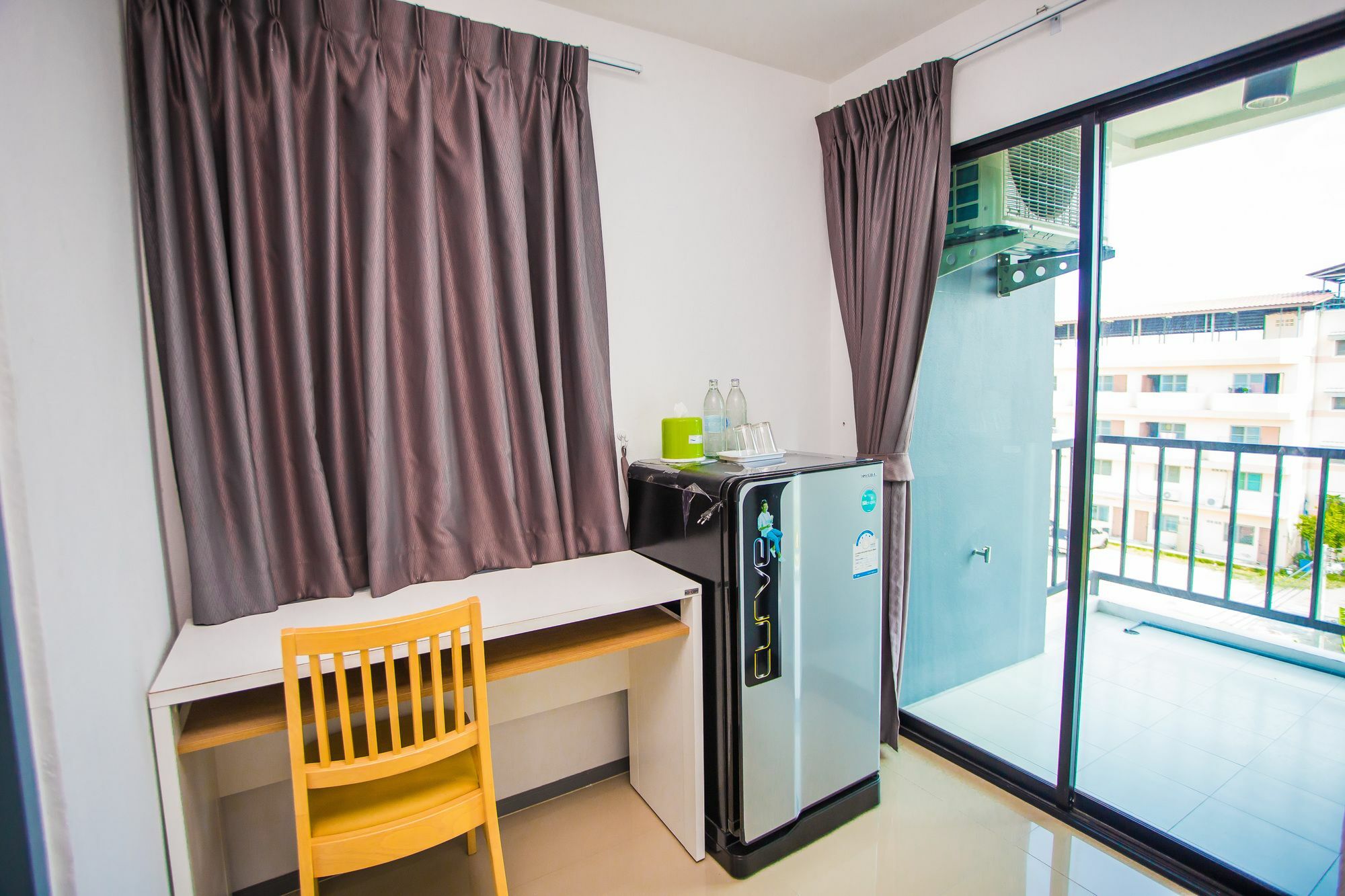 Promsook Apartment Chonburi Bagian luar foto
